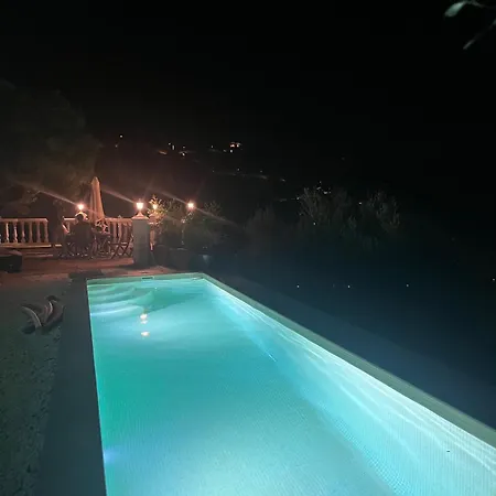 Panoramique Avec Piscine, Mas-fumats, Roses, Espagne *