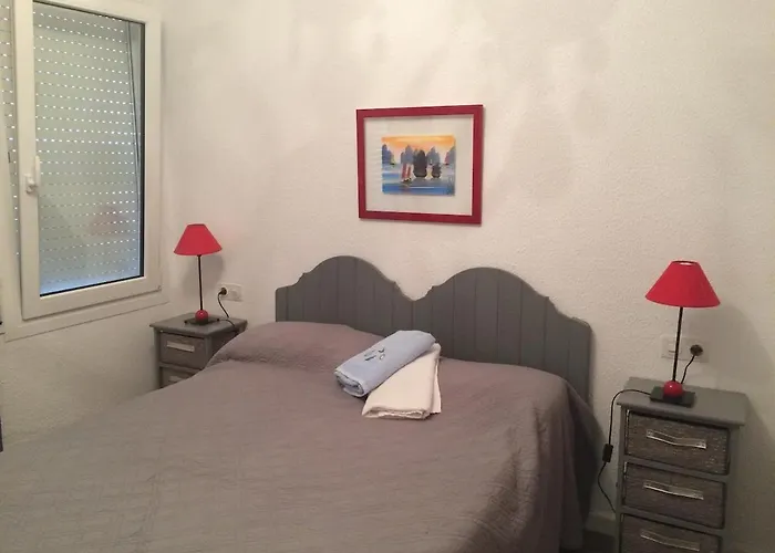 Panoramique Avec Piscine, Mas-fumats, Roses, Espagne *