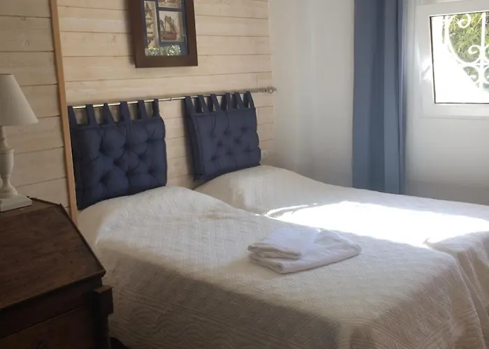 Panoramique Avec Piscine, Mas-fumats, Roses, Espagne