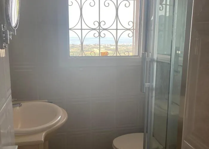 Panoramique Avec Piscine, Mas-fumats, Roses, Espagne *