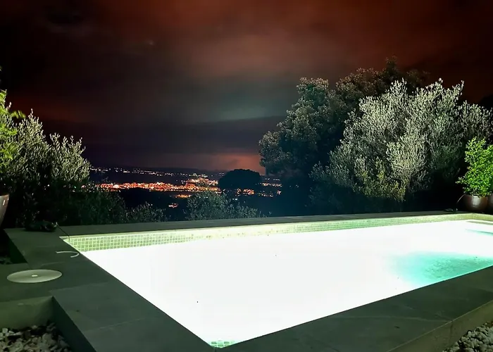 Panoramique Avec Piscine, Mas-fumats, Roses, Espagne Сasa de vacaciones Rosas