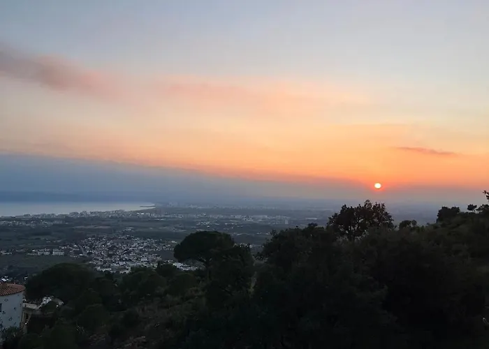 Panoramique Avec Piscine, Mas-fumats, Roses, Espagne Сasa de vacaciones